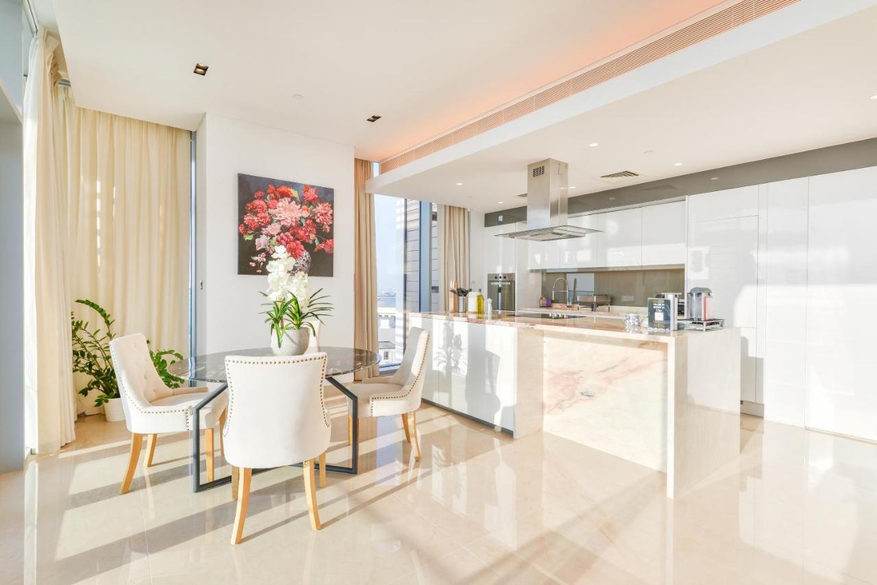 Posh 2 Bedroom Oceanfront Apt In The Heart Of Bluewaters Island Dubai Exterior photo