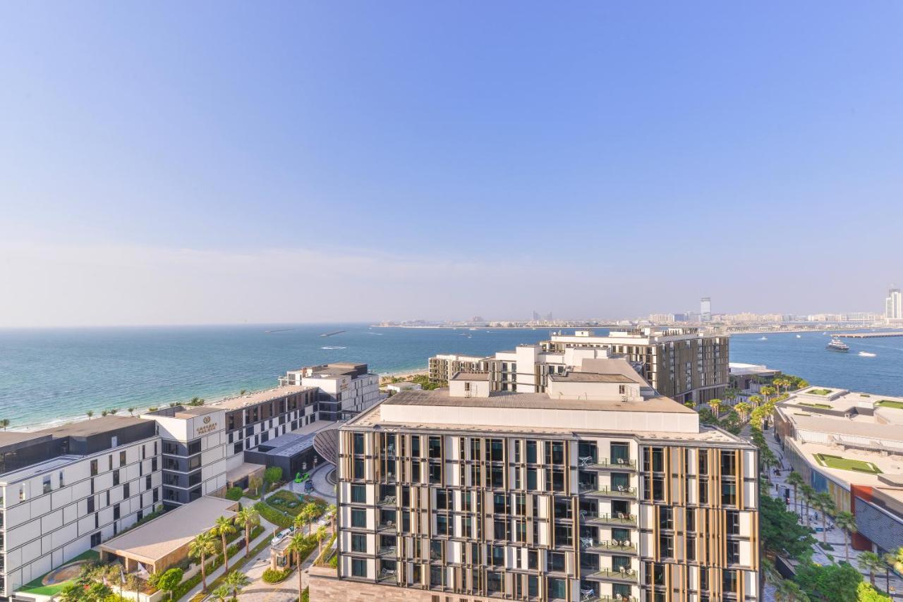 Posh 2 Bedroom Oceanfront Apt In The Heart Of Bluewaters Island Dubai Exterior photo