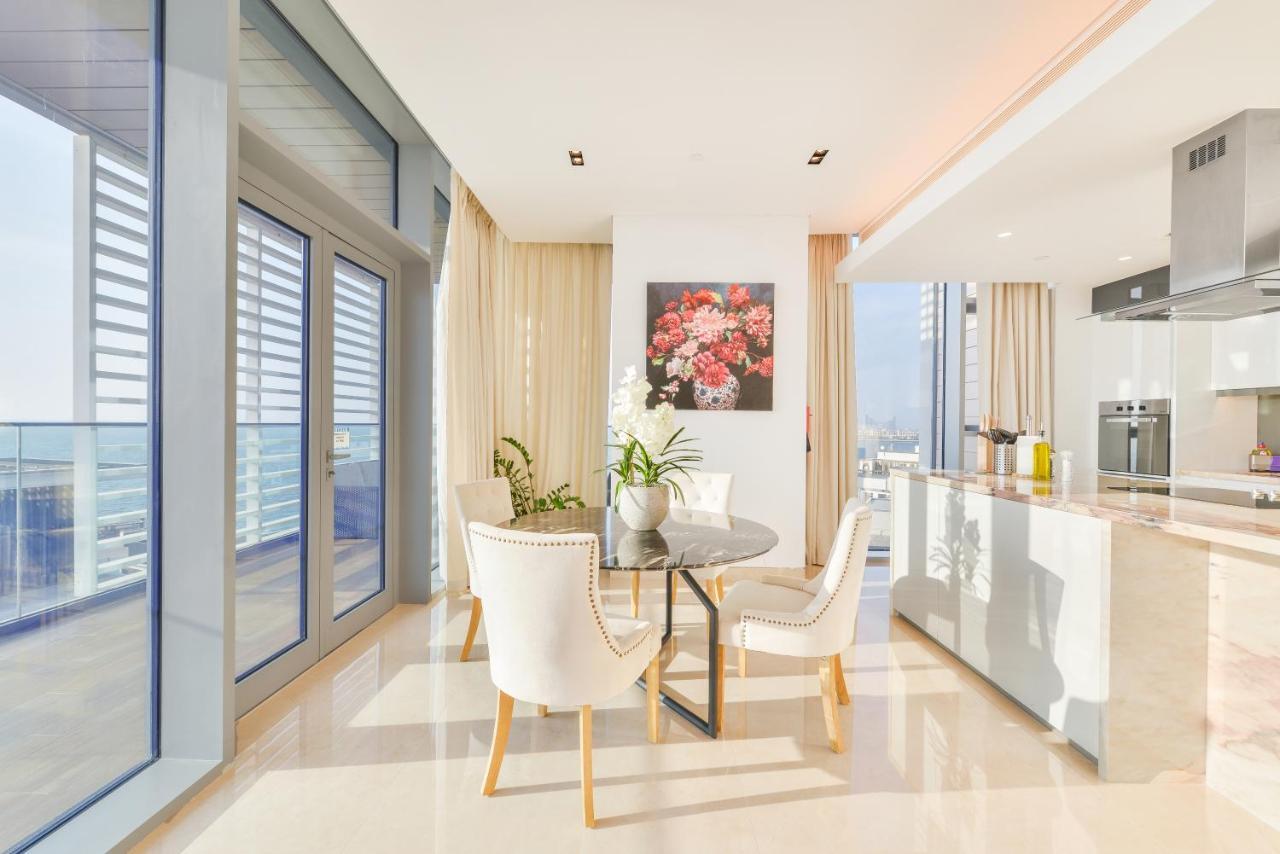 Posh 2 Bedroom Oceanfront Apt In The Heart Of Bluewaters Island Dubai Exterior photo