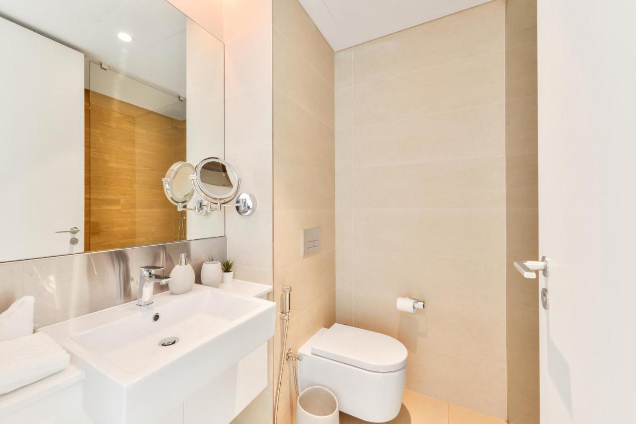 Posh 2 Bedroom Oceanfront Apt In The Heart Of Bluewaters Island Dubai Exterior photo