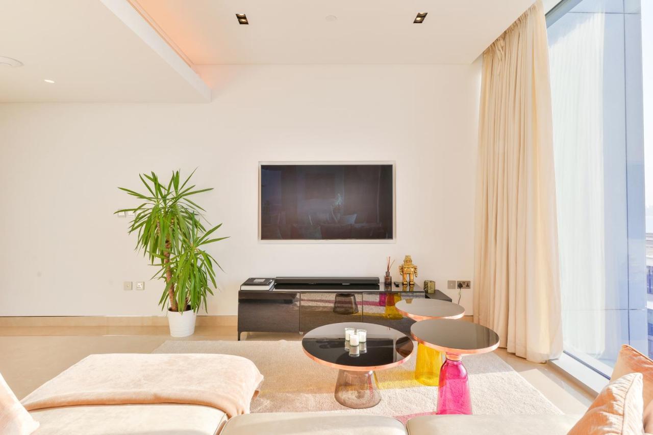Posh 2 Bedroom Oceanfront Apt In The Heart Of Bluewaters Island Dubai Exterior photo