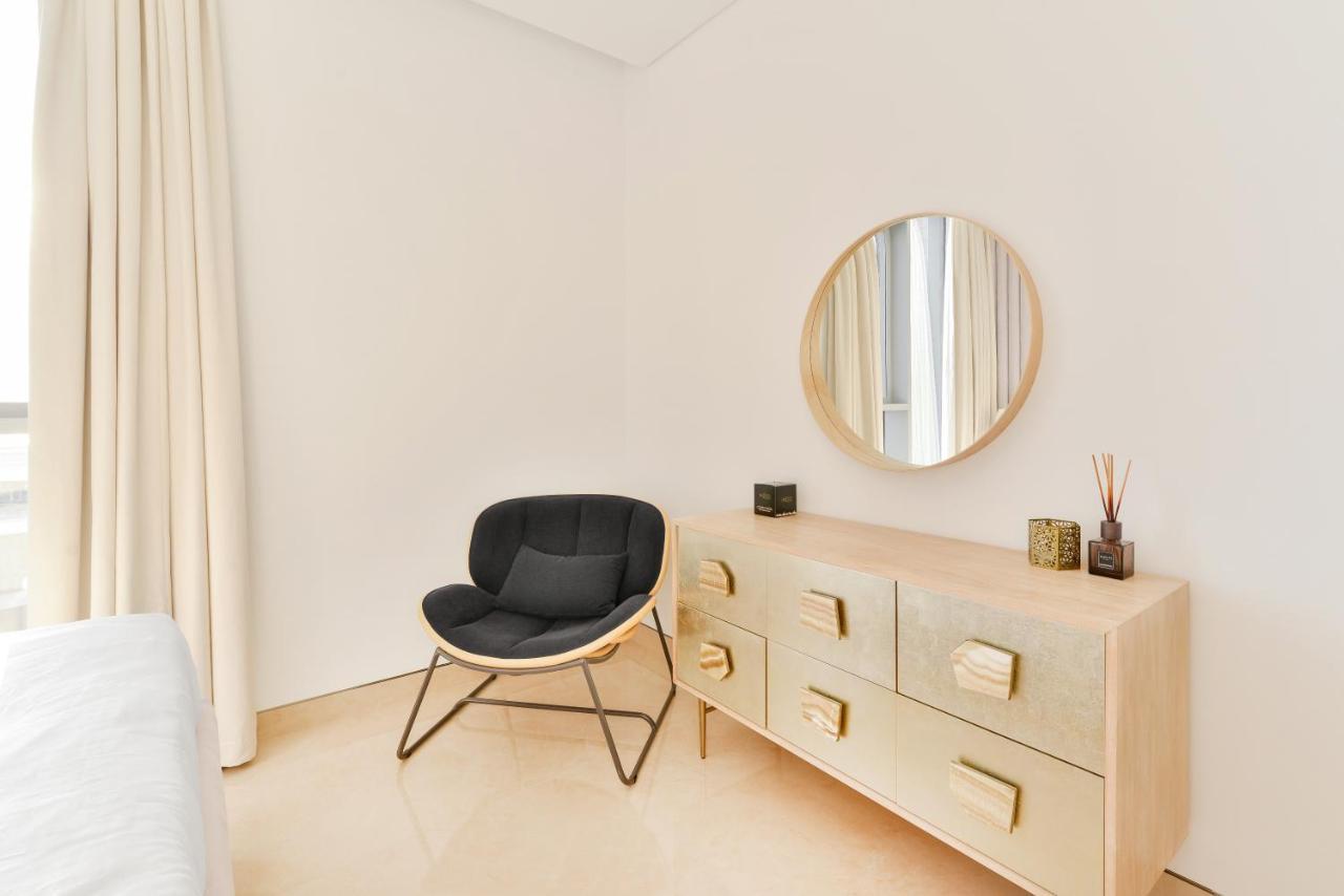 Posh 2 Bedroom Oceanfront Apt In The Heart Of Bluewaters Island Dubai Exterior photo